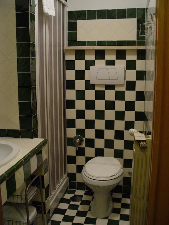 Hotel Sutrium Стая снимка